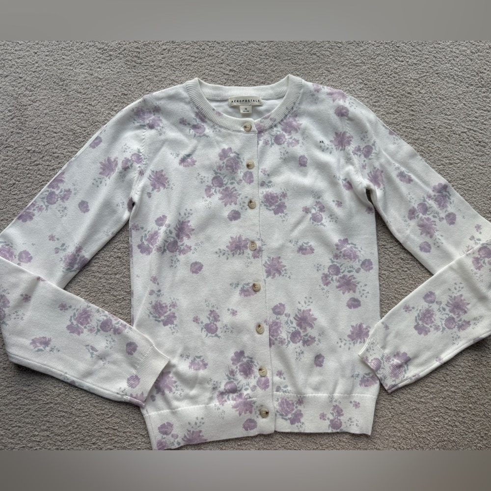 Aeropostale Womens Crew Neck Stretch Cream Purple Floral Button Cardigan Sweater - Picture 2 of 9